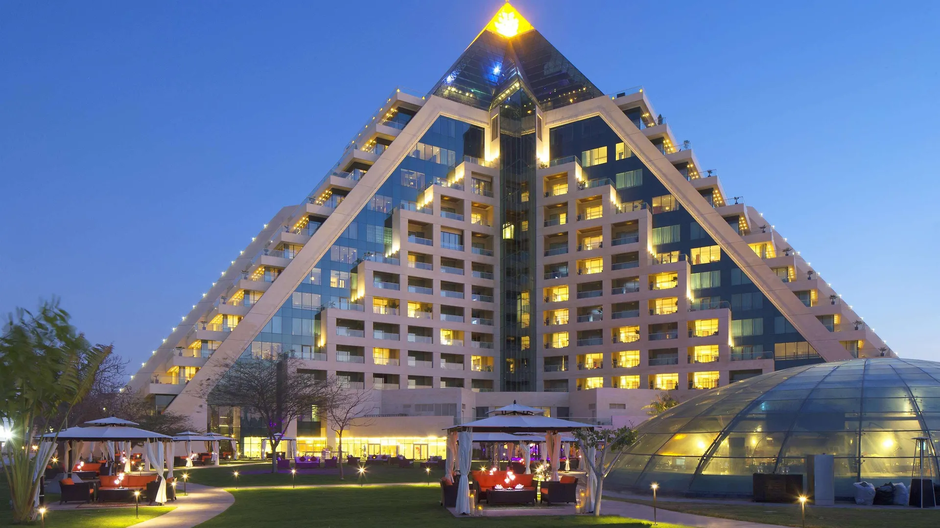 *****  Raffles Dubai Hotel United Arab Emirates