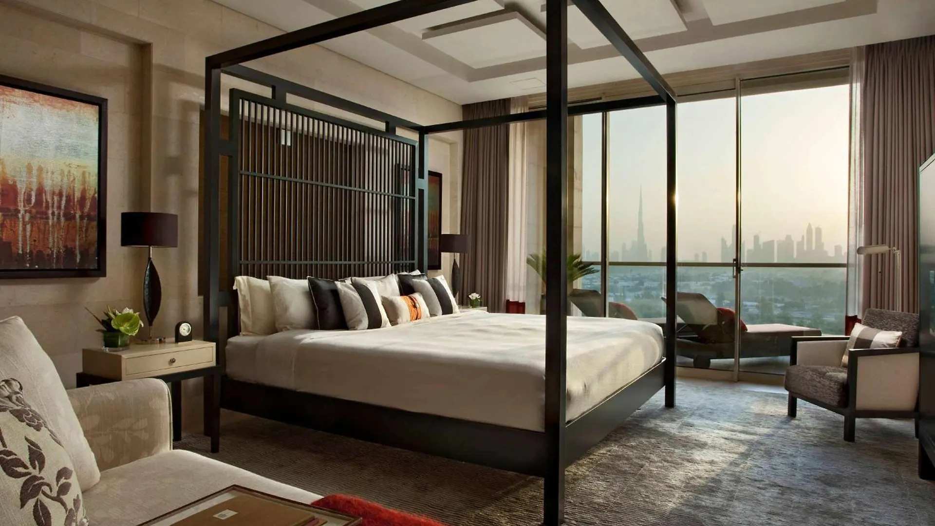 Raffles Dubai Hotel 5*,