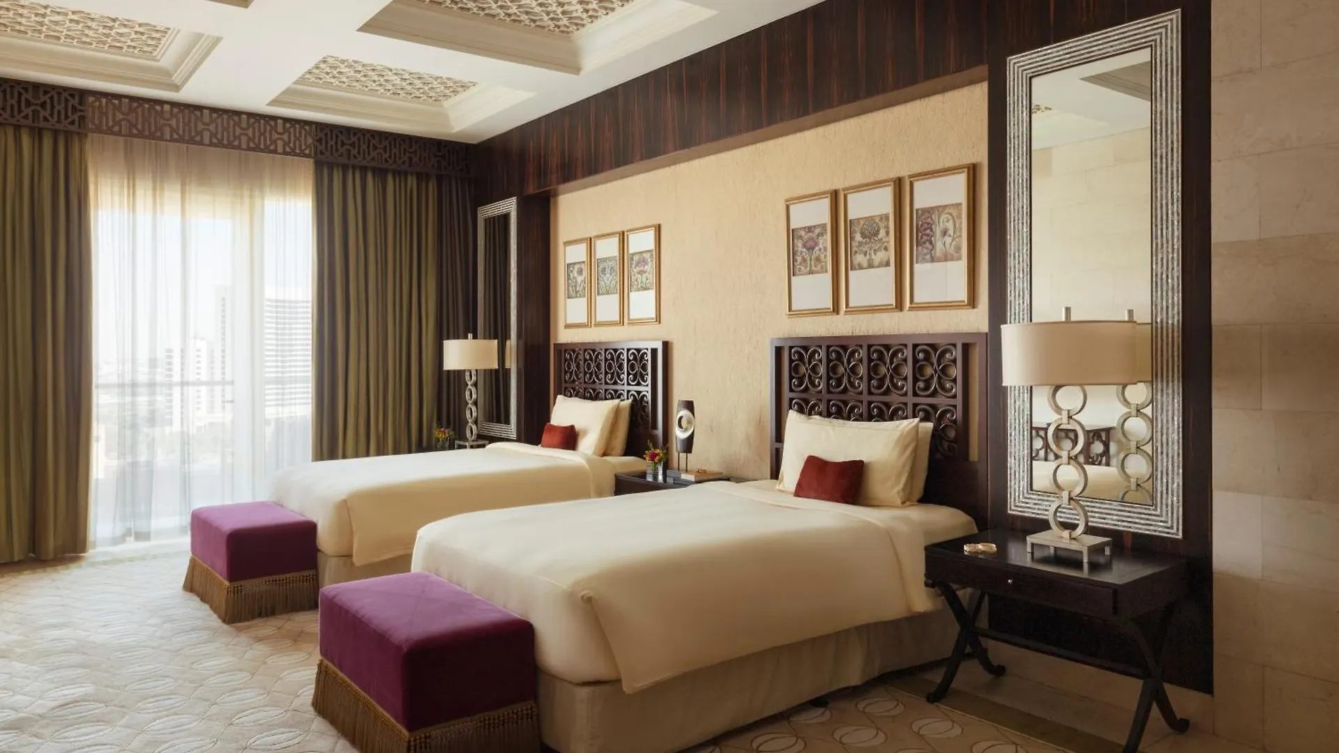 Raffles Dubai Hotel 5*,